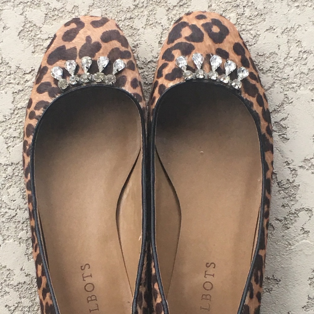 Talbots calf hair leopard print flats size 8.5